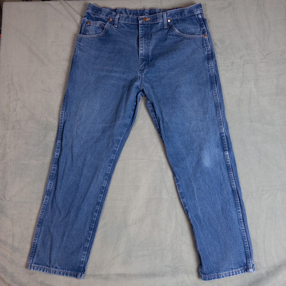 Wrangler Jeans Mens 40x32 Blue Excellent Cowboy Cut Relaxed Fit 1031MWZDN